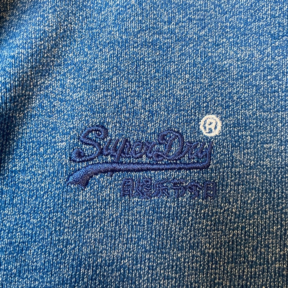 Super dry Size Large mens thick hoodie